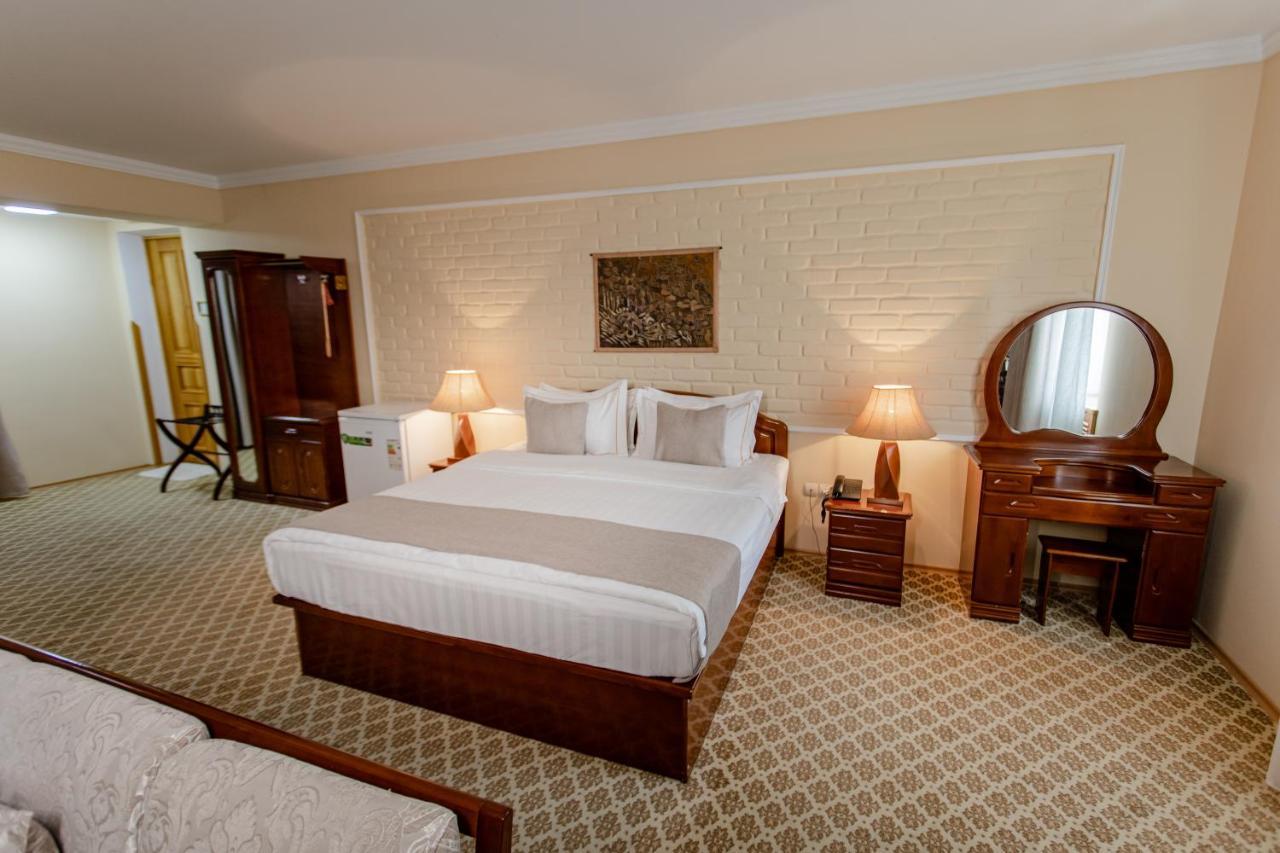 Hotel Grand Samarkand Superior - B المظهر الخارجي الصورة